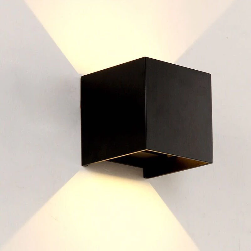 Skanto | Moderne Minimalistische Wasserdichte Würfel Up Down Aluminium Glas Induktions-LED-Wandleuchten für das Schlafzimmer