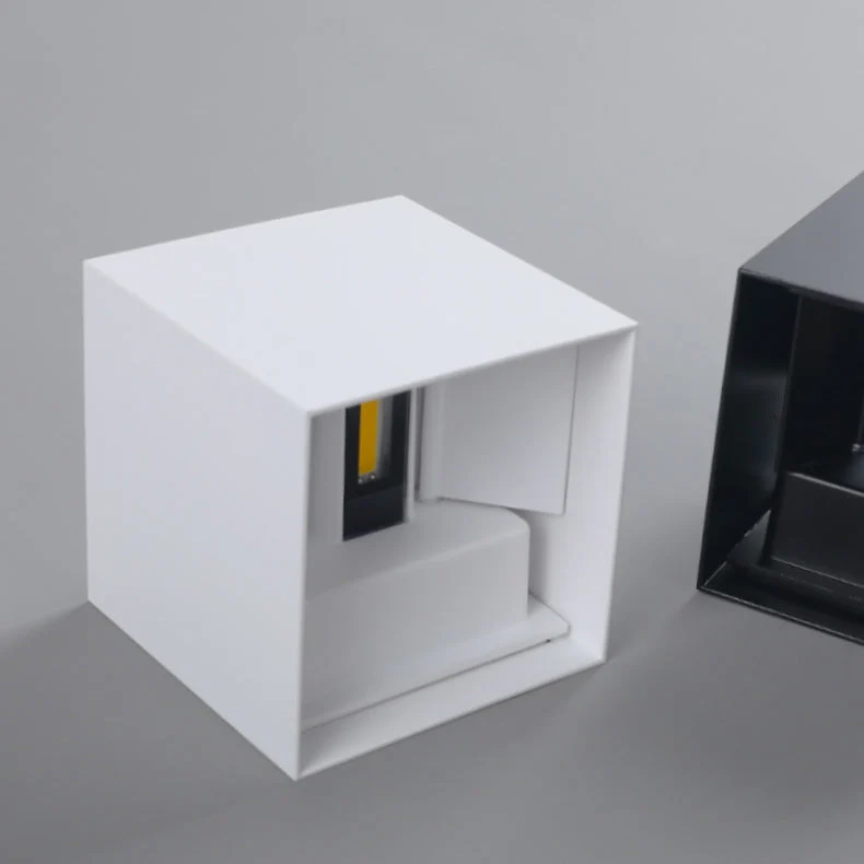 Skanto | Moderne Minimalistische Wasserdichte Würfel Up Down Aluminium Glas Induktions-LED-Wandleuchten für das Schlafzimmer