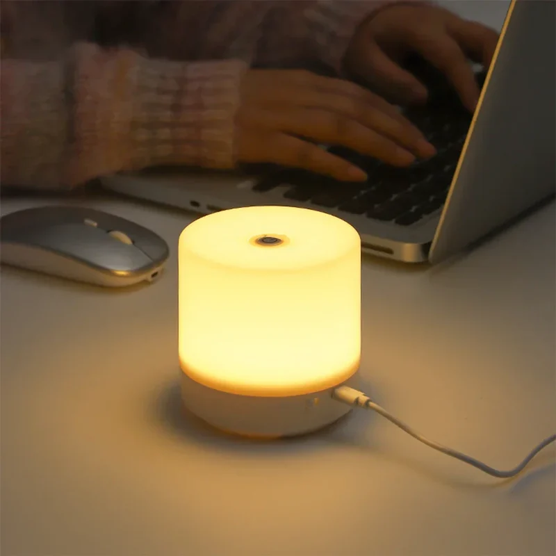 Skanto | Kreative USB Nachttischlampe - Berührungsdimmbare LED-Nachtleuchte für Schlafzimmer & Wohnheim