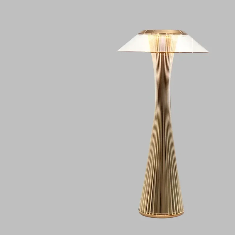 Skanto | – Elegante LED-Schreibtischlampe für eine moderne Atmosphäre