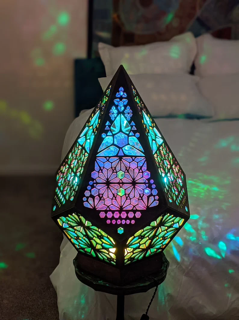 Skanto | LED-Tischlampe im Glasblock-Stil - LumiAura