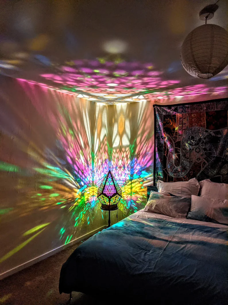 Skanto | LED-Tischlampe im Glasblock-Stil - LumiAura