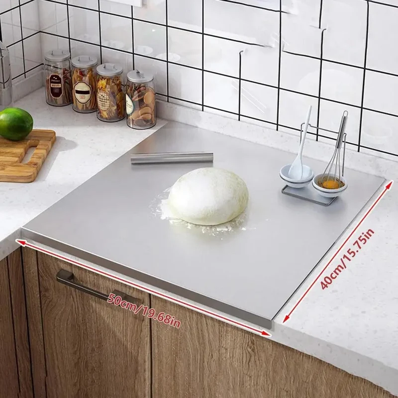 Skanto | Hochwertiges Edelstahl-Schneidebrett mit Rand – Ideal für hausgemachte Pizza, Gebäck und mehr!