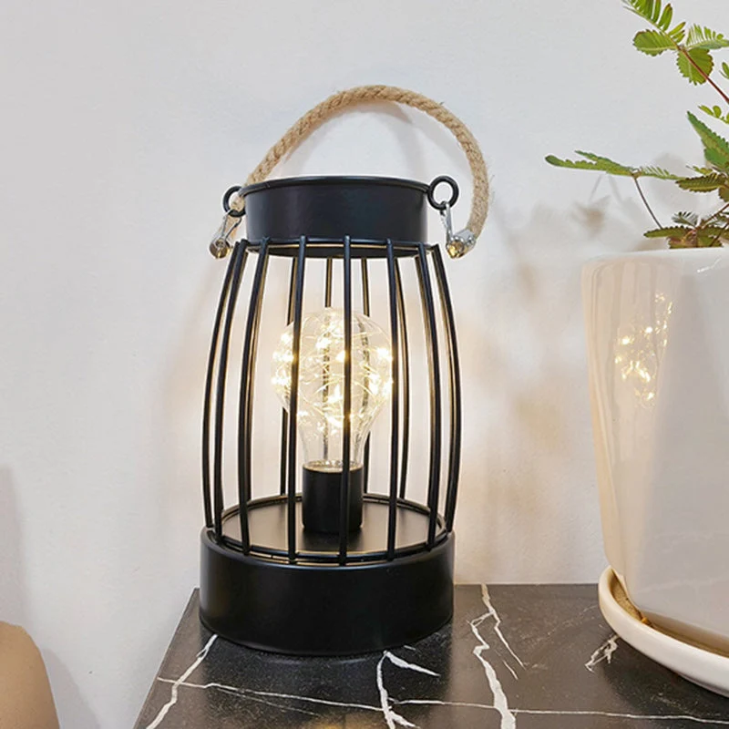 Skanto | Moderne minimalistische vertikal gestreifte quadratische runde Eisen-LED-Tischlampe für das Wohnzimmer