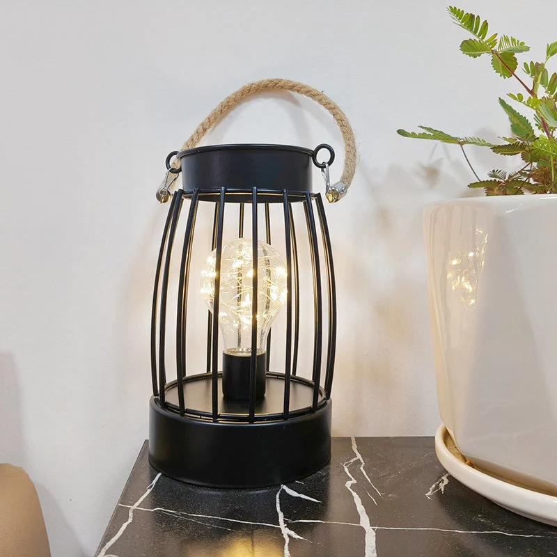 Skanto | Moderne minimalistische vertikal gestreifte quadratische runde Eisen-LED-Tischlampe für das Wohnzimmer