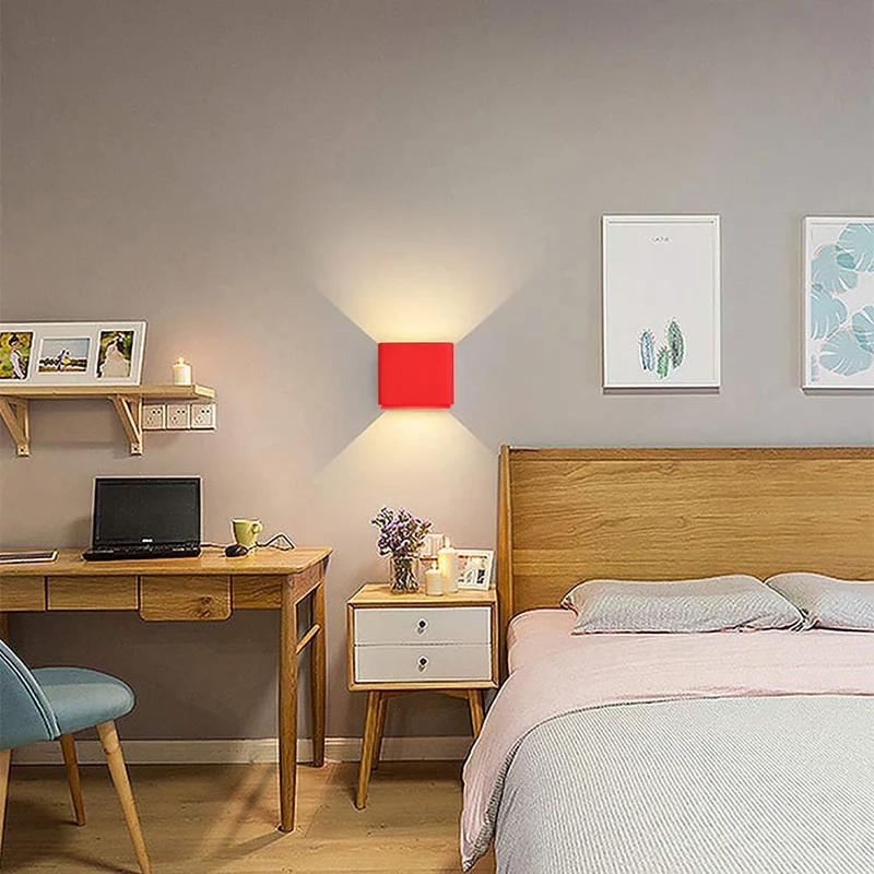 Skanto | Moderne quadratische Wandleuchte