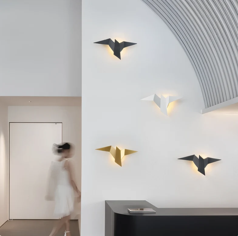 Skanto | OriTori Wandlampe – Geometrische Origami Vogel Wandlampe – Japanischer Stil Wandlampen Design