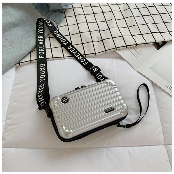 Skanto | Die stilvolle Mini-Weekender-Tasche