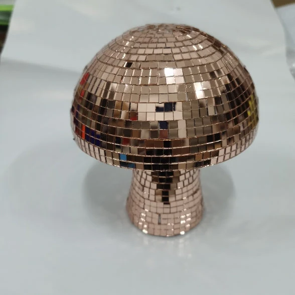 Skanto | Pilz Disco Kugel Tischdekoration