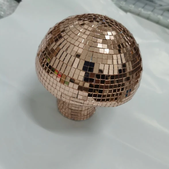 Skanto | Pilz Disco Kugel Tischdekoration