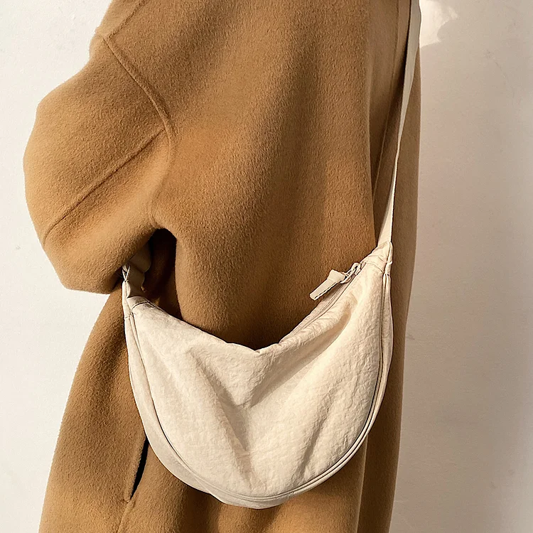 Skanto | Haze Bag | Die modische Knödeltasche für ein stilvolles Outfit
