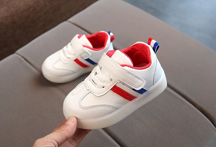 Skanto | Skanto Kinder-LED-Sneaker mit flexibler Sohle