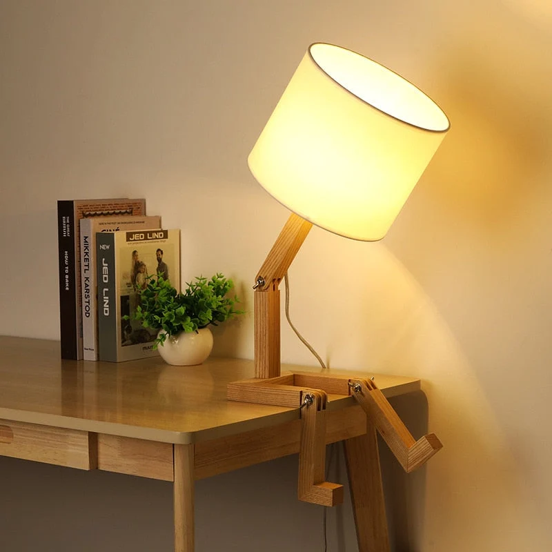 Skanto | Roboter Holz Schreibtischlampe