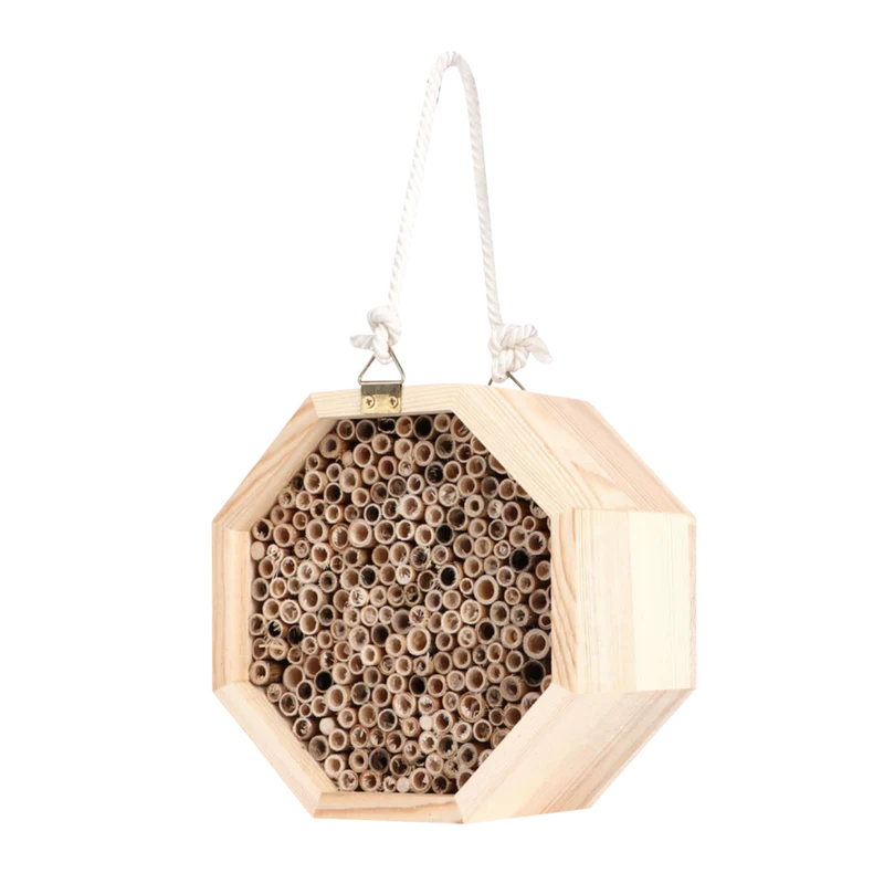 Sechseckiges Bienenhaus aus Holz