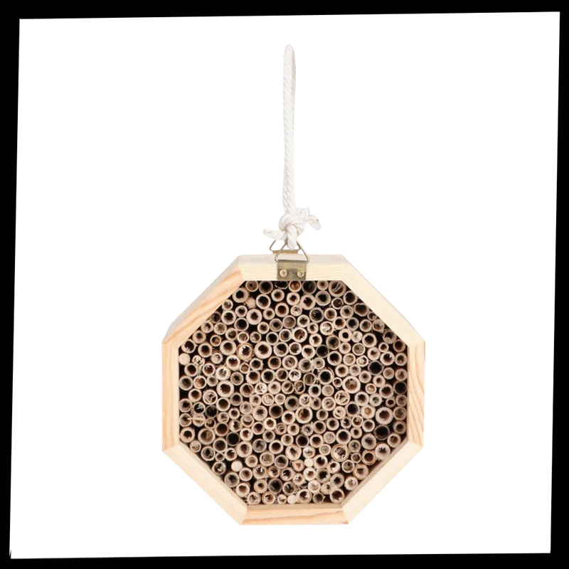 Sechseckiges Bienenhaus aus Holz