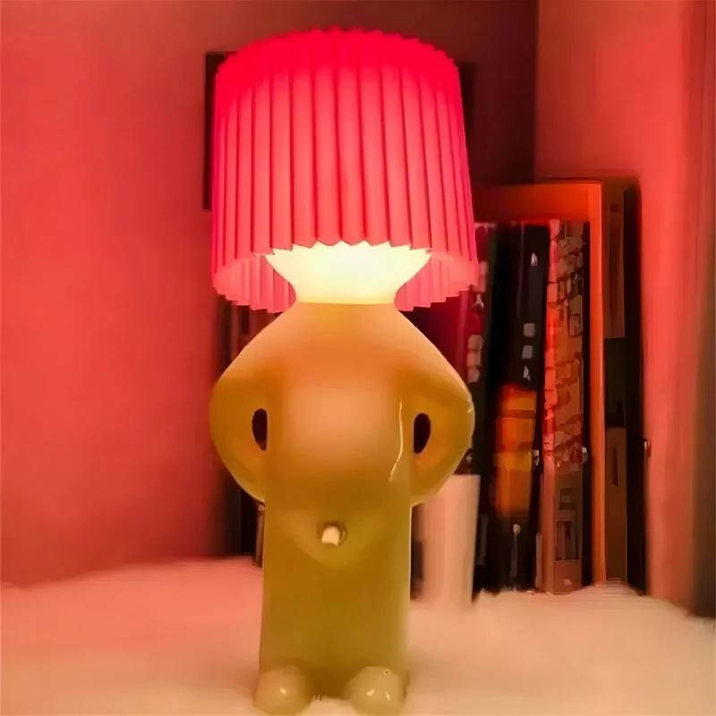 Skanto | Skanto Sassy Boy Kreative Tischlampe – Einzigartige Beleuchtung für Schlaf- und Wohnzimmer