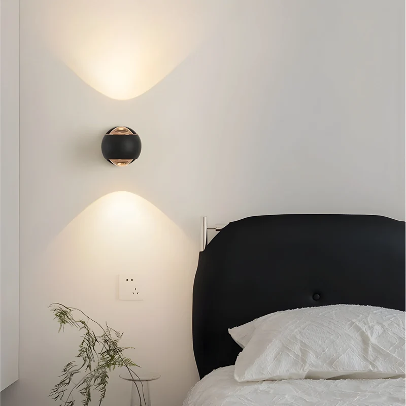 Skanto | Licht - Moderne schwenkbare Wandlampe