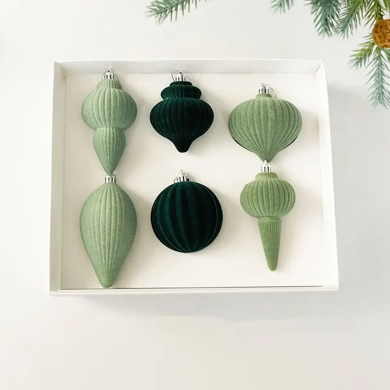 Elegante, langlebige Samt-Weihnachtskugeln – Grüne Feiertagsbaumdekoration, Wiederverwendbar & Weich im Griff 6 Stk.