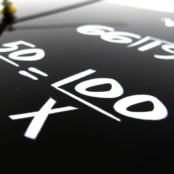 Skanto Equations Wanduhr