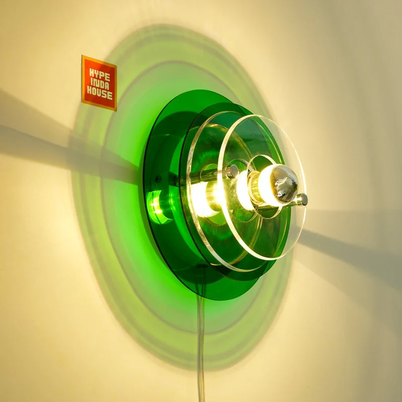 Skanto Fliegende Untertasse Ambiente Wandleuchte