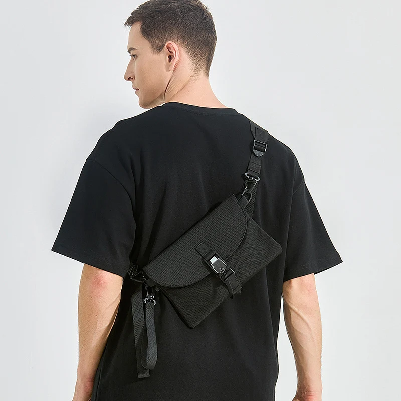 Elegante Umhängetasche mit Organizer Skanto