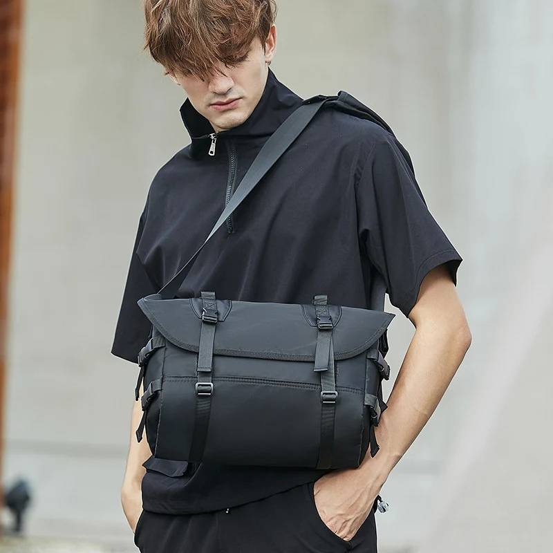 Vielseitige Crossbody-Mehrzwecktasche Skanto