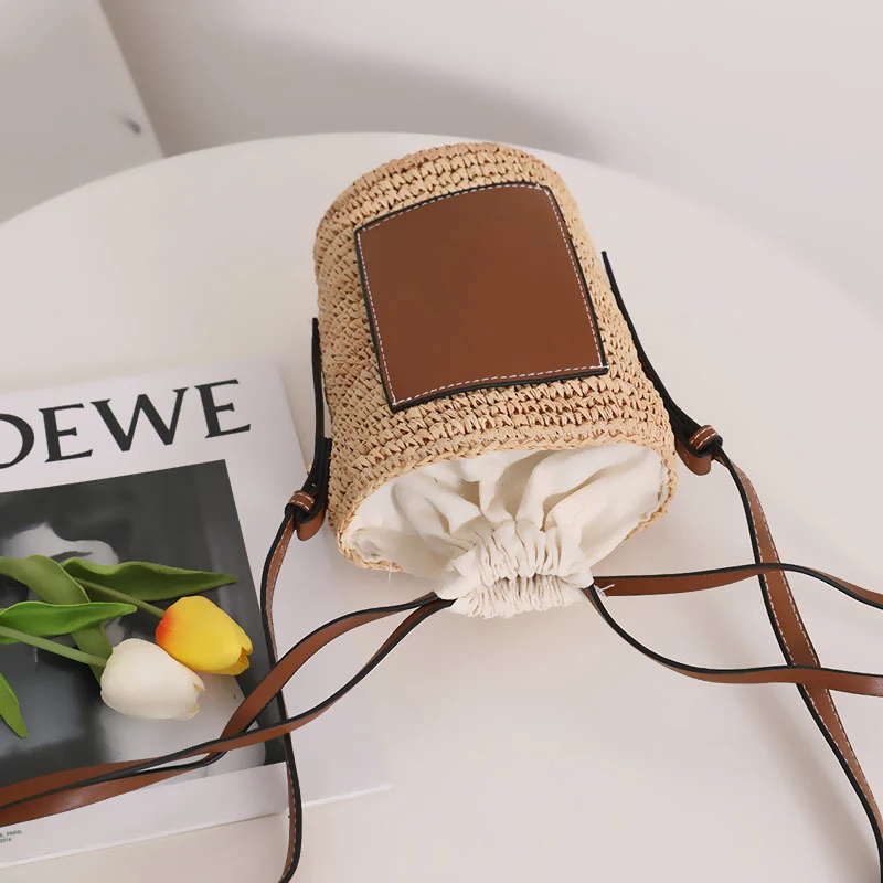 Moderne Rucksacktasche aus geflochtenem Material Skanto