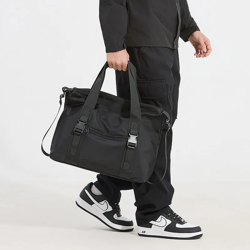 Vielseitige Reisetasche mit mehreren Fächern Skanto