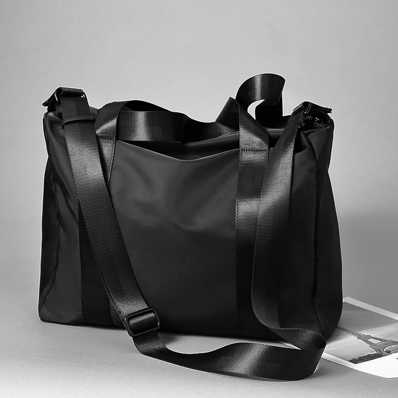 Stilvolle multifunktionale Handtasche Skanto