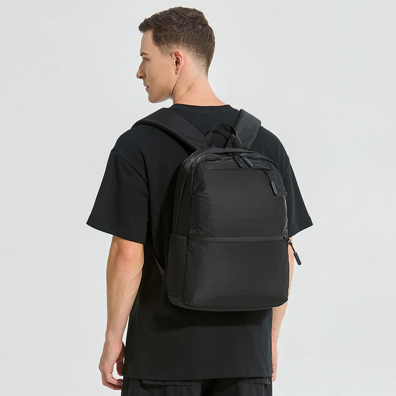 Skanto Leichter Minimalistischer Laptop-Rucksack Skanto