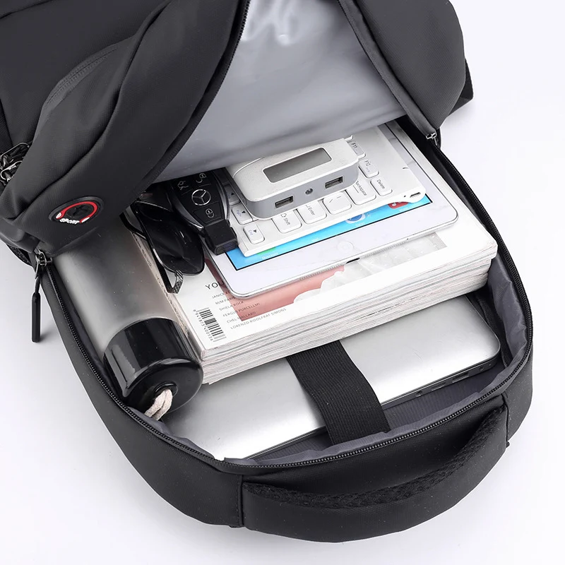 Praktischer tragbarer Laptop-Rucksack mit ständigem Zugriff und Sicherheitsfach Skanto