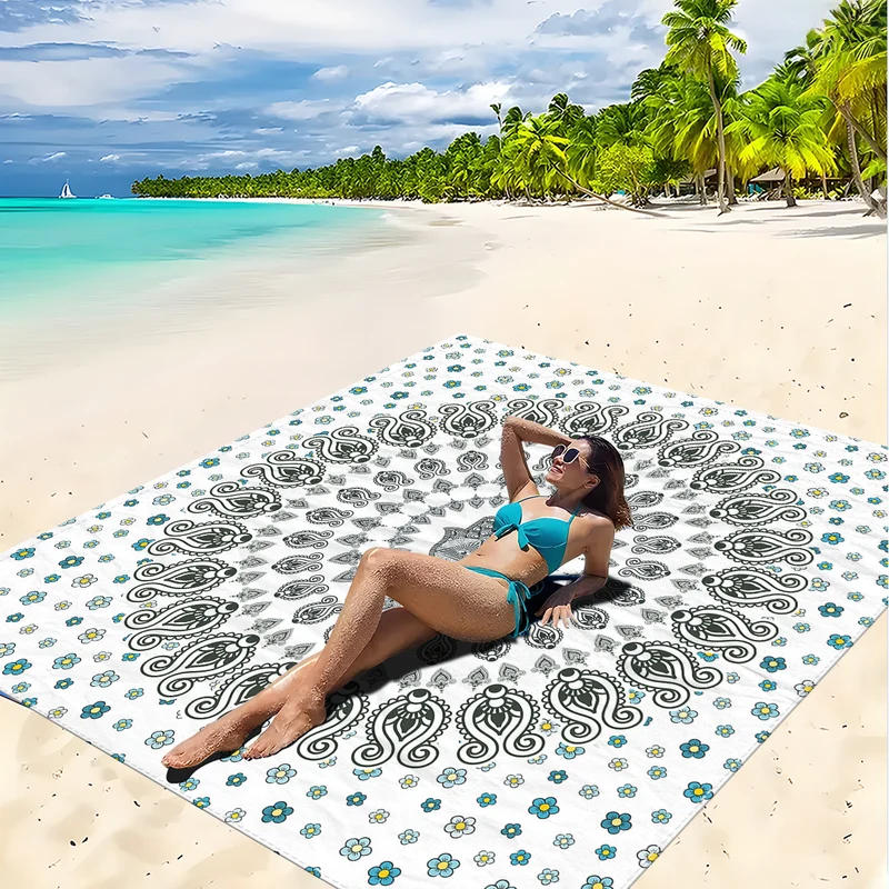 Strandmatte mit Mandala-Design Skanto