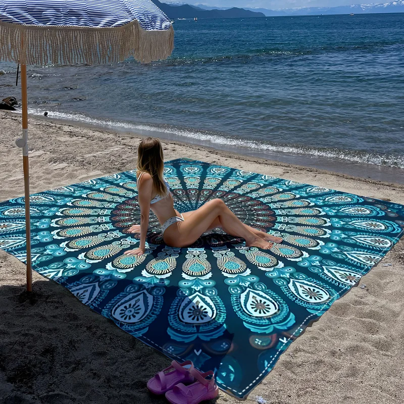 Strandmatte mit Mandala-Design Skanto
