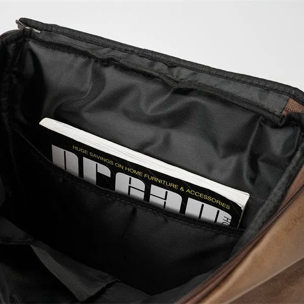 Moderner Rucksack mit mehreren Taschen Skanto
