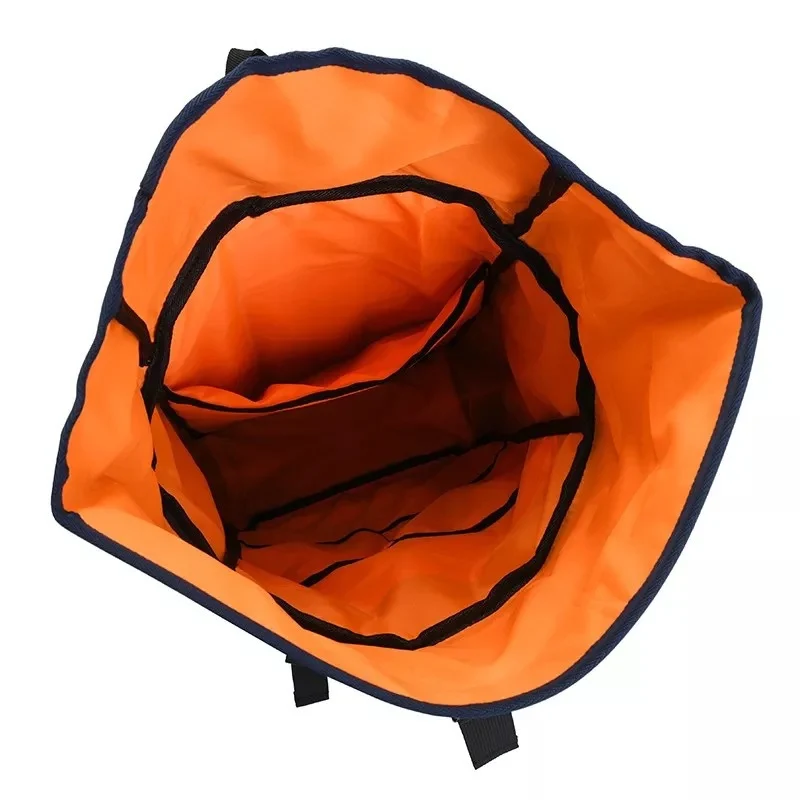 Moderner Rolltop-Rucksack mit multifunktionalen Außentaschen Skanto