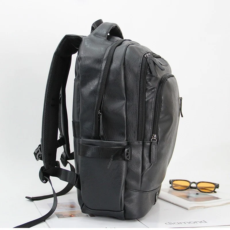 Modern designter Rucksack mit ergonomischem Tragesystem Skanto