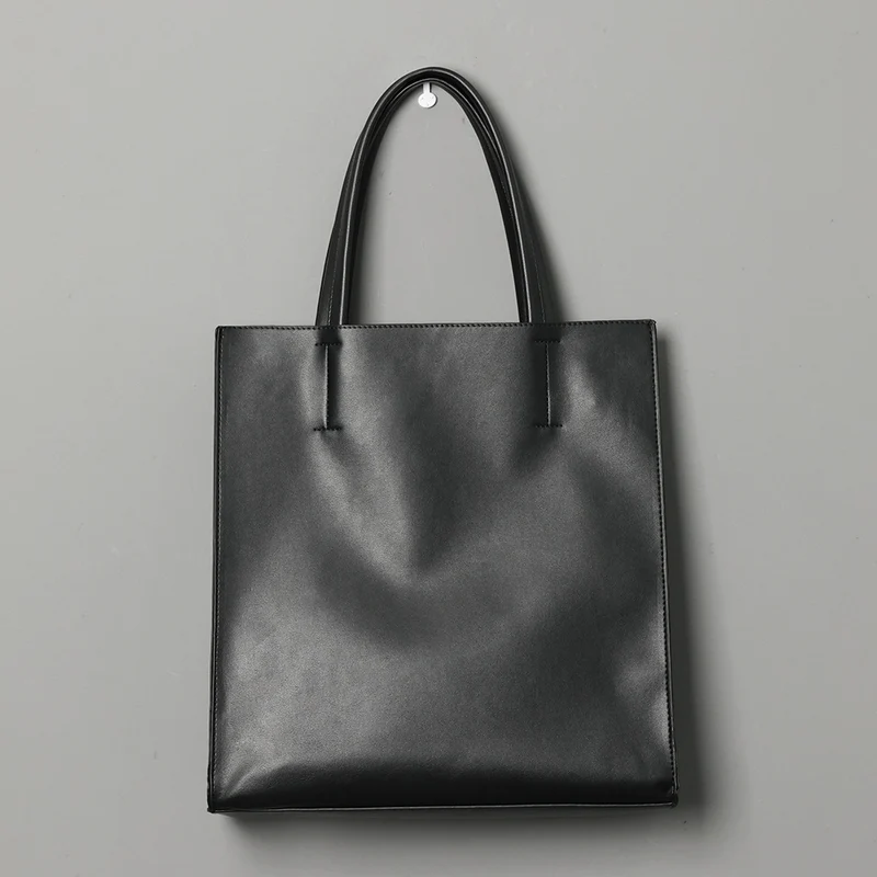 Elegante Einkaufstasche im minimalistischen Look Skanto