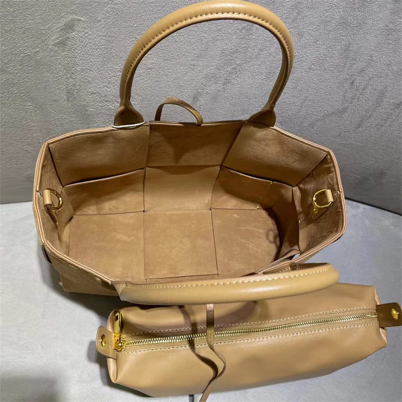 Elegante strukturierte Handtasche Skanto