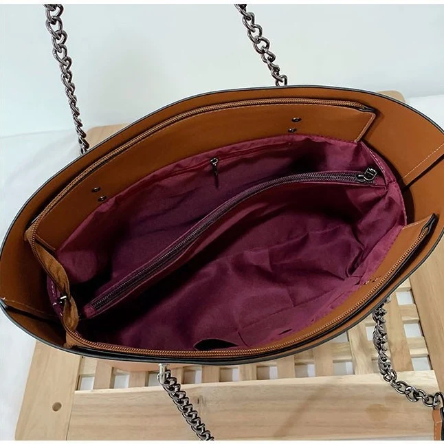 Elegante Umhängetasche im minimalistischen Design Skanto