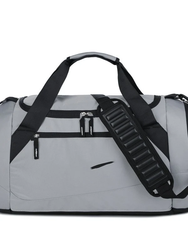 Robuste Sport-Reisetasche mit innovativer Aufbewahrungslösung Skanto