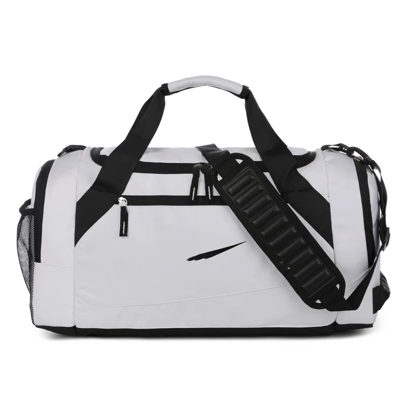 Robuste Sport-Reisetasche mit innovativer Aufbewahrungslösung Skanto
