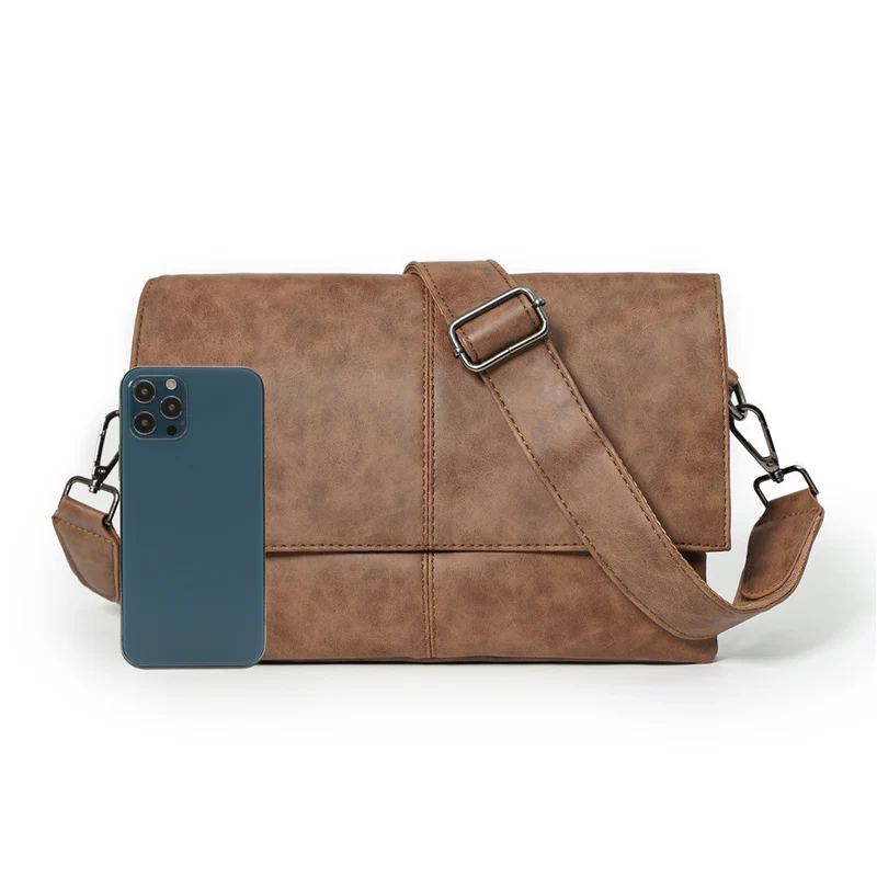 Elegante Clutch im modernen Design Skanto