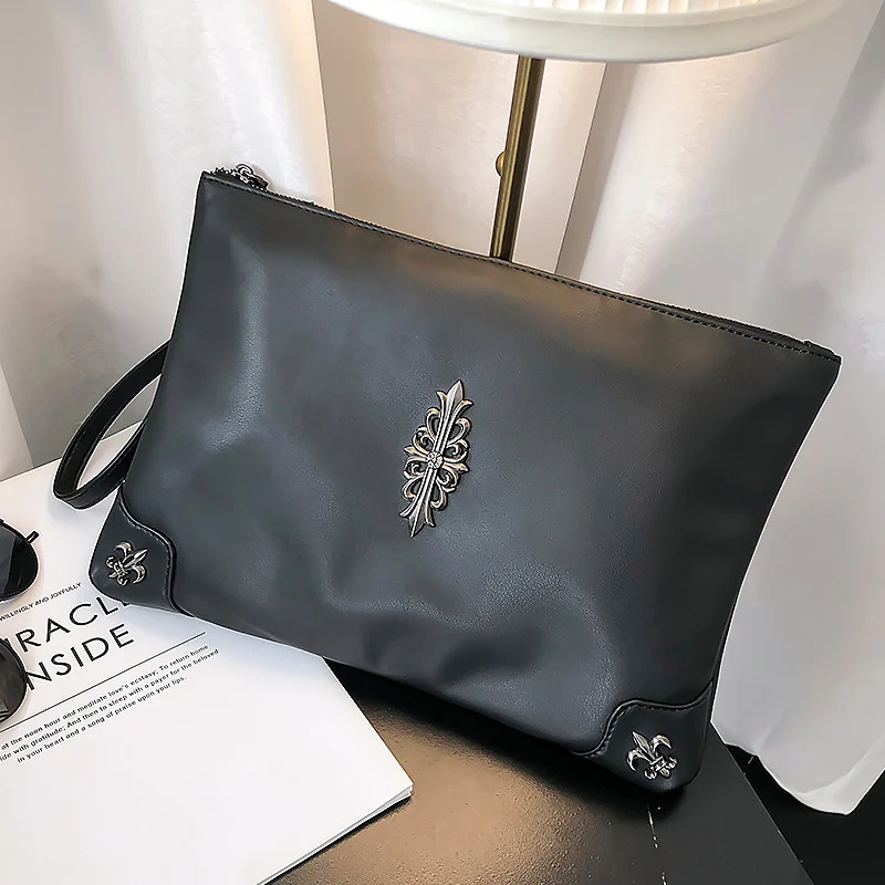 Elegante Clutch aus hochwertigem Kunstleder Skanto