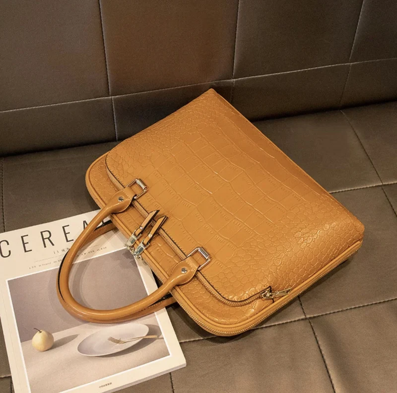 Elegante Businesstasche mit strukturiertem Design Skanto