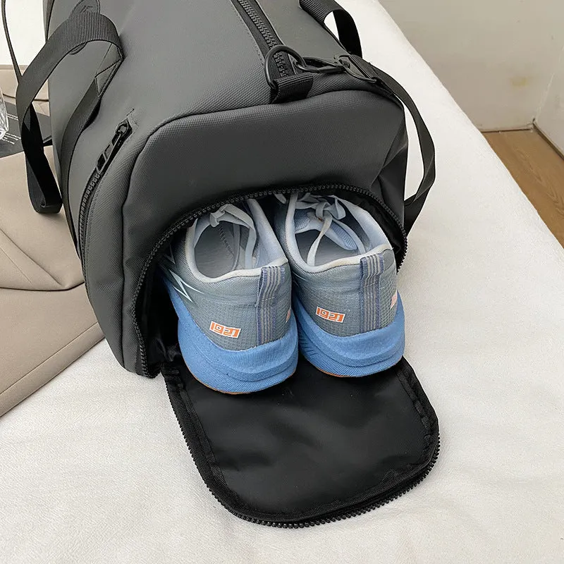 Sportliche Reisetasche mit vielen Fächern und strapazierfähigem Material Skanto