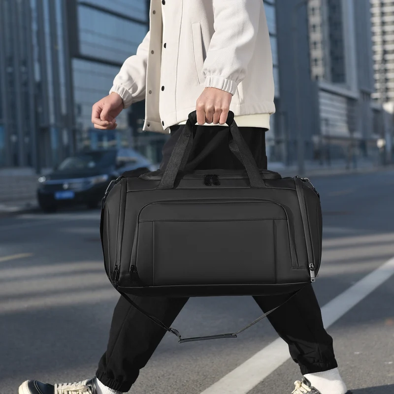 Sportliche Reisetasche mit innovativem Fächerkonzept Skanto