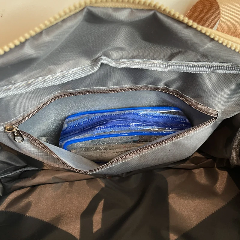 Robuste Handtasche mit mehreren Fächern Skanto