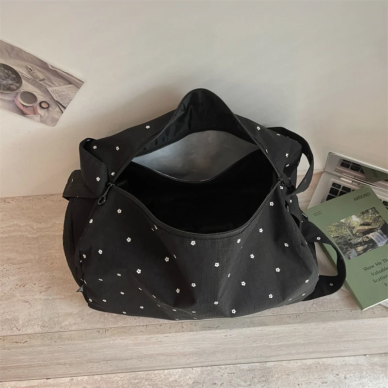 Stylische Sporttasche Skanto