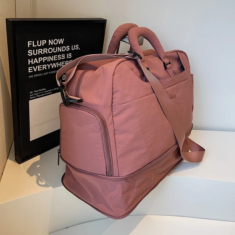 Stylische Sport- und Reisetasche mit geräumigem Innenraum Skanto