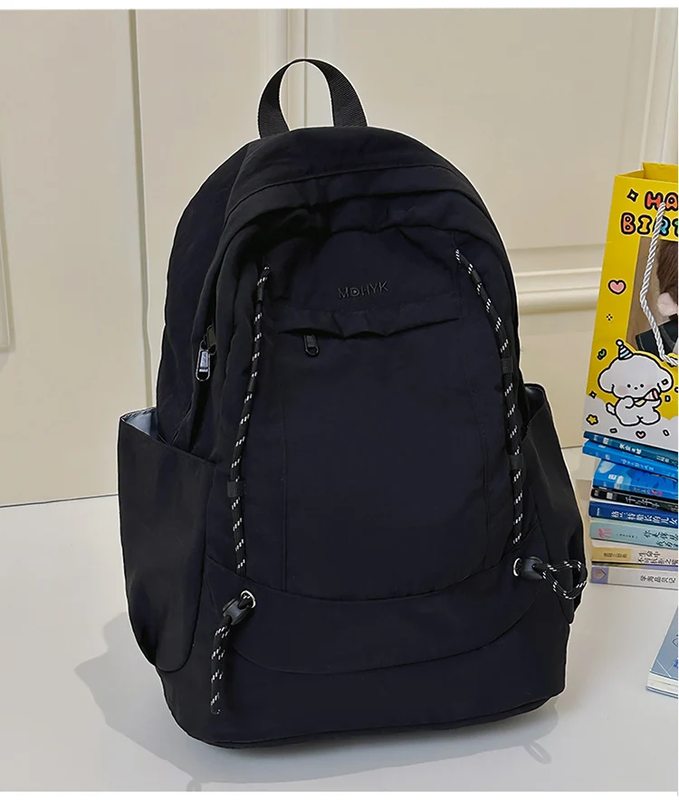 Leichter Wander-Schulrucksack mit mehreren Fächern